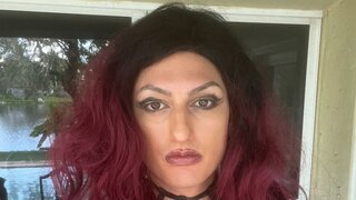 SissyVikki